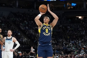 BBIN官网-正负值+21冠绝全场！弗里曼9中7高效砍下18分10板两双